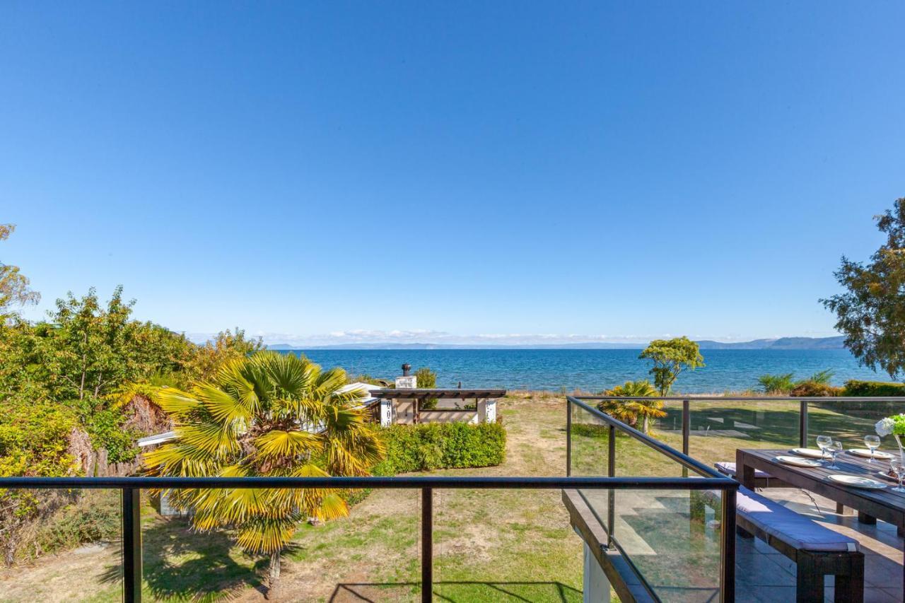 Lakefront Villa - Waitahanui Holiday Home Buitenkant foto